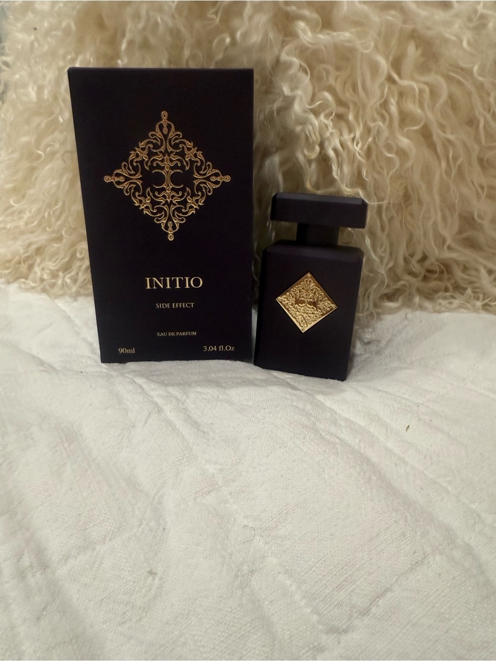Side Effect Eau de Parfum Box - Black & Gold Text
